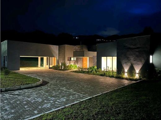 Country House in Retiro, Departamento de Antioquia