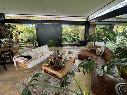 郊区住宅  Envigado, Departamento de Antioquia