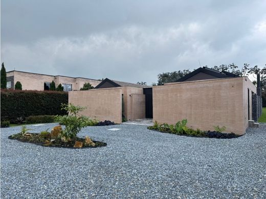 Πολυτελή κατοικία σε Envigado, Departamento de Antioquia