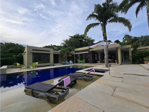 Luxury home in La Mesa, Chaguaní