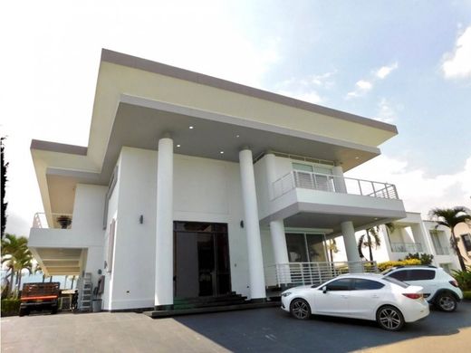 Casa di lusso a Cali, Departamento del Valle del Cauca