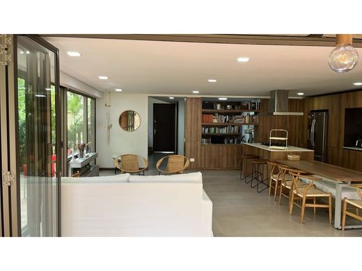 Luksusowy dom w Envigado, Departamento de Antioquia