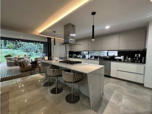 Элитный дом, Envigado, Departamento de Antioquia