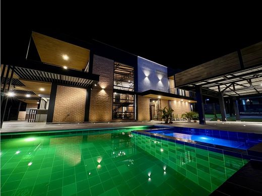 ‏בתים כפריים או חוות ב  El Cerrito, Departamento del Valle del Cauca