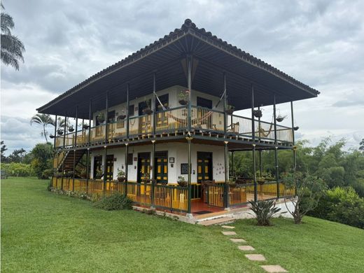 Ρουστίκ ή αγροικία σε Montenegro, Quindío Department