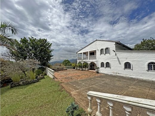 Casale a Cali, Departamento del Valle del Cauca