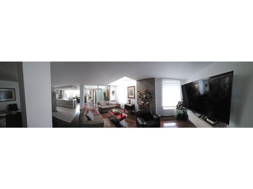 Πολυτελή κατοικία σε Envigado, Departamento de Antioquia