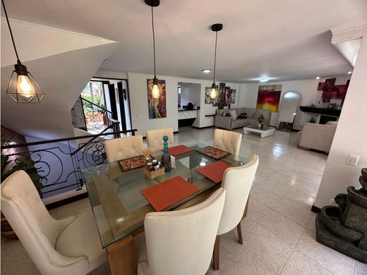 豪宅  Envigado, Departamento de Antioquia