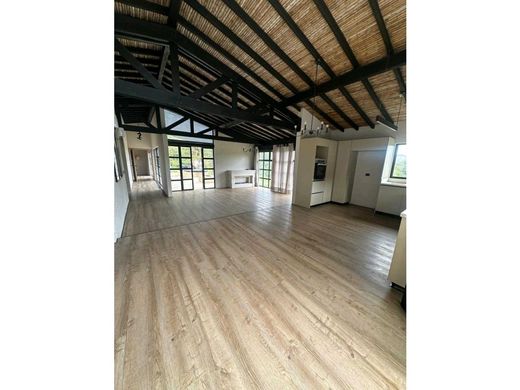 Envigado, Departamento de Antioquiaの高級住宅