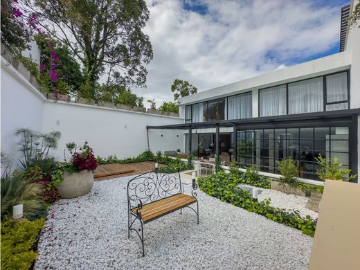 Luxury home in Bogotá, Bogotá  D.C.
