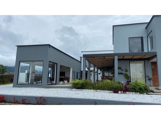 Country House in Carmen de Viboral, El Carmen de Viboral