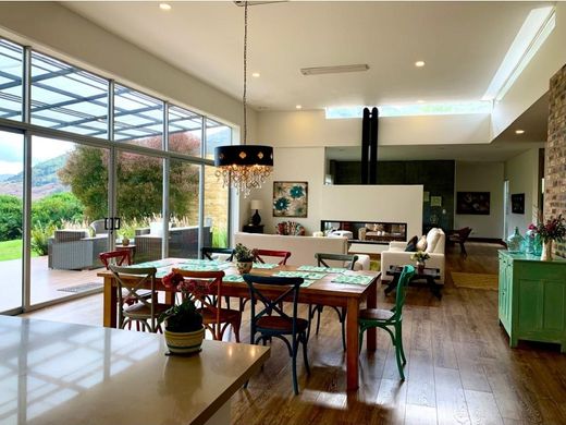 Luksusowy dom w La Calera, Departamento de Cundinamarca