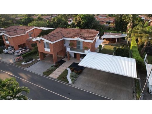 豪宅  卡利, Cali