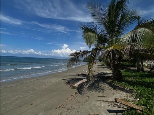 Terreno a Coveñas, Departamento de Sucre