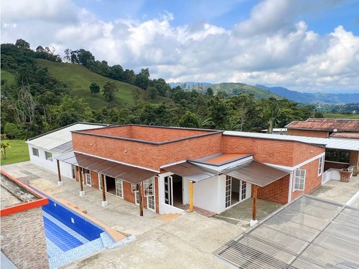 Propriété de campagne à Santa Rosa de Cabal, Departamento de Risaralda