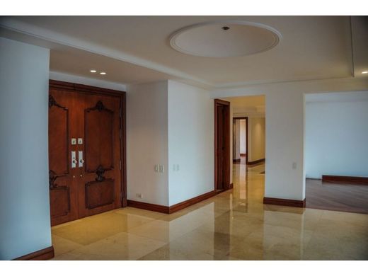 メデリン, Medellínのアパートメント