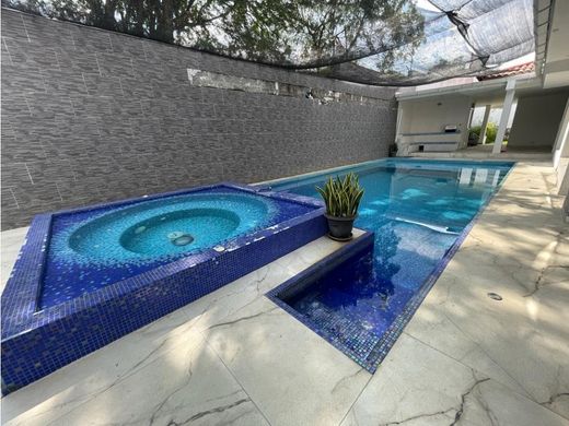 豪宅  卡利, Cali