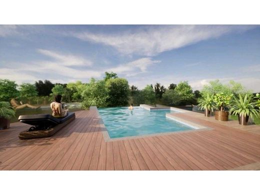 Terreno a Medellín, Departamento de Antioquia