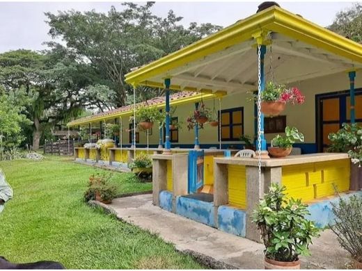 Сельский Дом, Hispania, Departamento de Antioquia