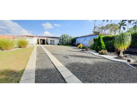 郊区住宅  Pereira, Departamento de Risaralda