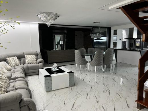 豪宅  麦德林, Medellín