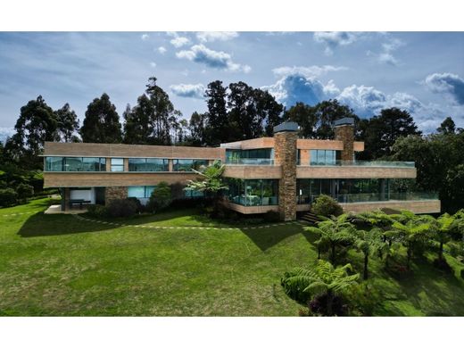 郊区住宅  Envigado, Departamento de Antioquia