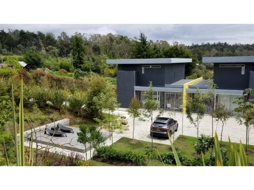 郊区住宅  Envigado, Departamento de Antioquia