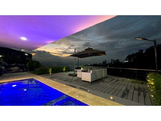 Luksusowy dom w Medellín, Departamento de Antioquia