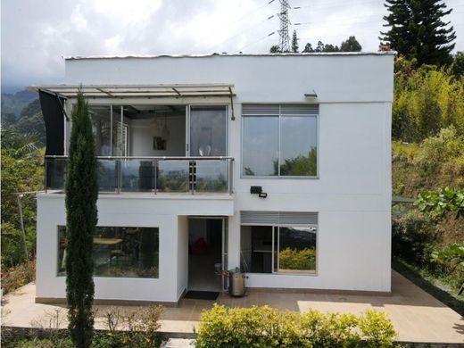 Ρουστίκ ή αγροικία σε Envigado, Departamento de Antioquia