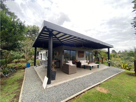 컨트리하우스 / La Ceja, Departamento de Antioquia