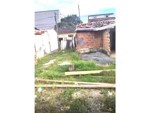 أرض ﻓﻲ La Ceja, Departamento de Antioquia