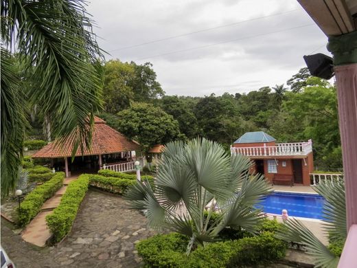 Gutshaus oder Landhaus in Arbeláez, Departamento de Cundinamarca