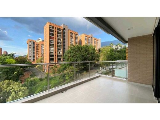 Apartment / Etagenwohnung in Medellín, Departamento de Antioquia