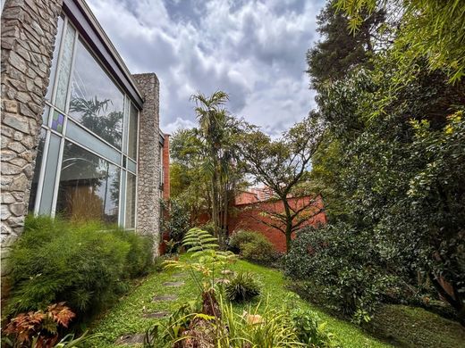 Πολυτελή κατοικία σε Μεδεγίν, Medellín