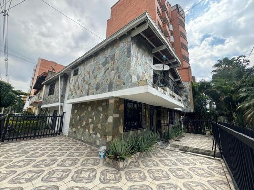 Luxe woning in Medellín, Departamento de Antioquia