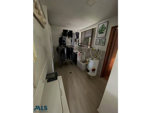 Apartment / Etagenwohnung in Medellín, Departamento de Antioquia