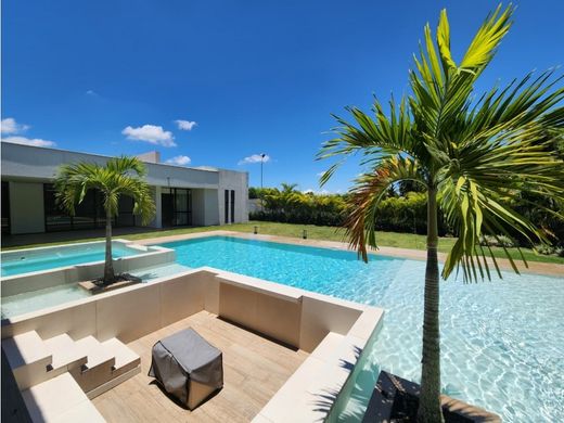 郊区住宅  Pereira, Departamento de Risaralda