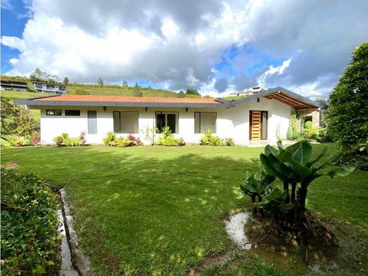 Köy evi Rionegro, Departamento de Antioquia