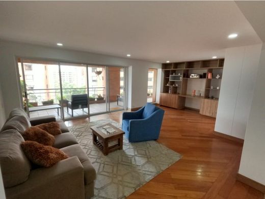 Piso / Apartamento en Medellín, Departamento de Antioquia