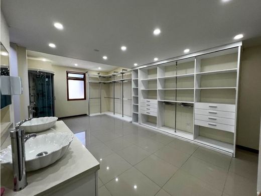 Элитный дом, Rionegro, Departamento de Antioquia