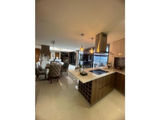 Casa de campo en Medellín, Departamento de Antioquia