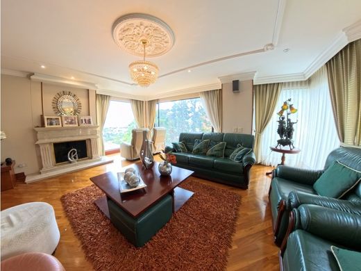 Apartment / Etagenwohnung in Bogotá, Bogotá  D.C.