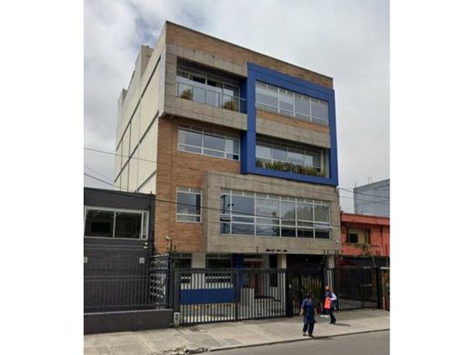 Edificio en Bogotá, Bogotá  D.C.