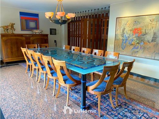 아파트 / 보고타, Bogotá  D.C.