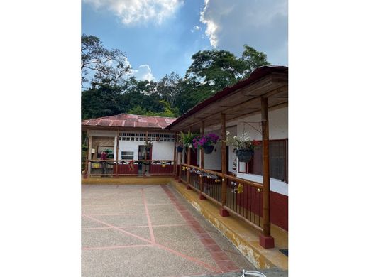 Cortijo o casa de campo en Ibagué, Departamento de Tolima