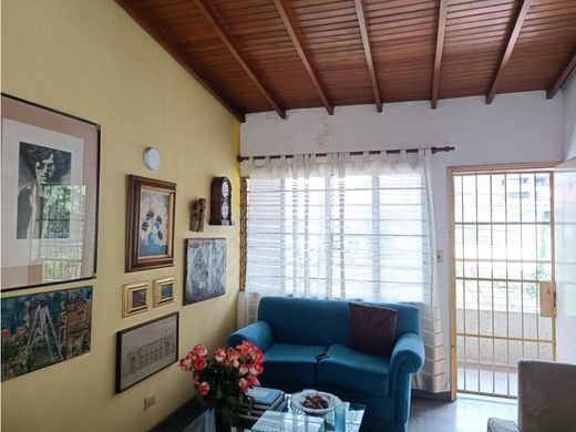 豪宅  麦德林, Medellín