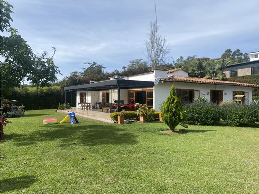 منزل ريفي ﻓﻲ Carmen de Viboral, El Carmen de Viboral