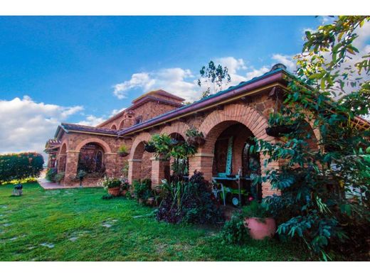 Los Santos: villas y casas de lujo en venta - Propiedades exclusivas en ...
