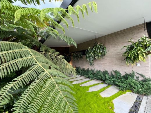 Πολυτελή κατοικία σε Μεδεγίν, Medellín