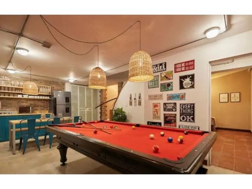 호화 저택 / 메데인, Medellín